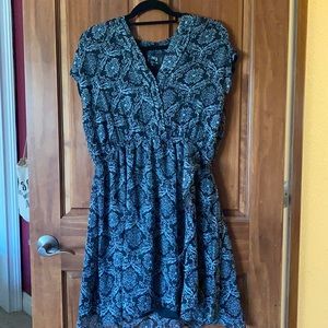 Black & Gray Patterned, Flowy Dress